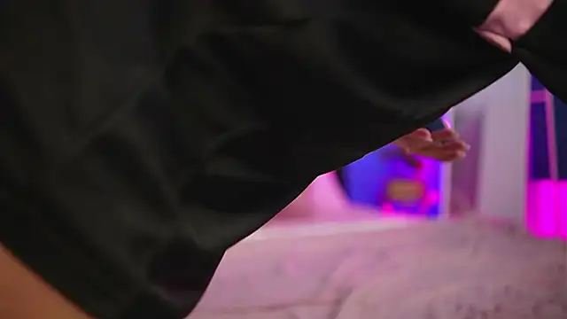 alexxisrae online show from 10/02/25, 05:47