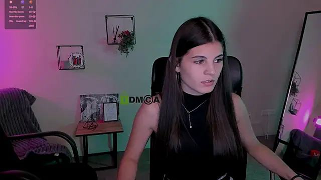 Snapshot of lizzie_boom chatting on 09/19/25, 01:01 lizzie boom online show from 09/19/25, 01:01