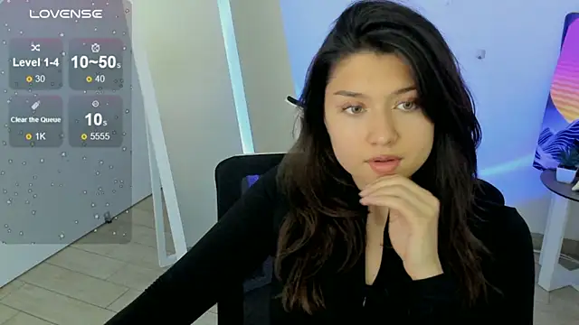 Snapshot of Sandra_Curly chatting on 10/16/25, 06:53 Sandra Curly online show from 10/16/25, 06:53