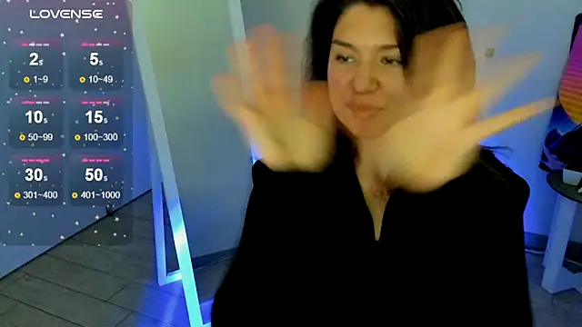 Snapshot of Sandra_Curly chatting on 10/19/25, 07:14 Sandra Curly online show from 10/19/25, 07:14