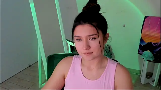 Snapshot of Sandra_Curly chatting on 12/02/25, 08:15 Sandra Curly online show from 12/02/25, 08:15