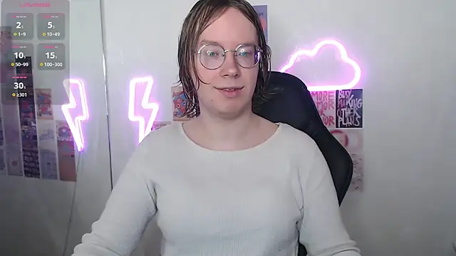 Amanda Butlerr online show from 04/17/26, 10:40