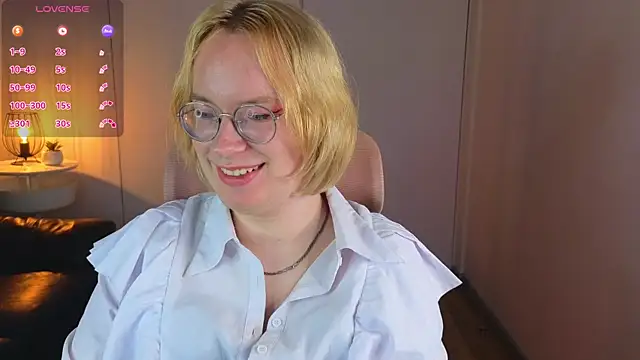 Amanda Butlerr online show from 06/29/26, 10:15