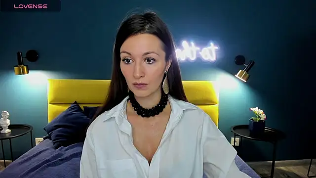 Joan Nelson online show from 09/11/25, 01:28