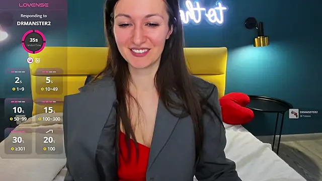 Joan Nelson online show from 04/12/26, 01:32