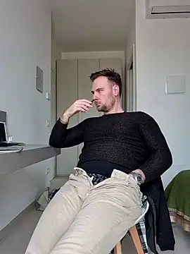 mrlyuis online show from 02/25/26, 01:10