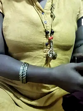 Snapshot of p0a8 chatting on 11/19/25, 09:31 p0a8 online show from 11/19/25, 09:31