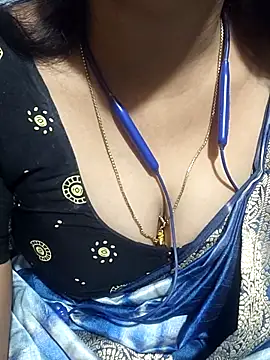 Snapshot of telugu-juliet chatting on 09/09/25, 05:56 telugu-juliet online show from 09/09/25, 05:56