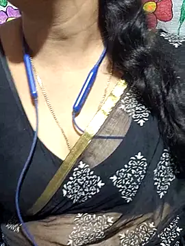 Snapshot of telugu-juliet chatting on 10/22/25, 05:52 telugu-juliet online show from 10/22/25, 05:52