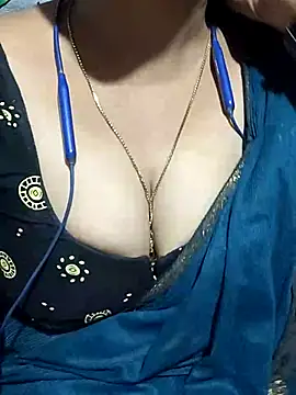 Snapshot of telugu-juliet chatting on 10/29/25, 05:47 telugu-juliet online show from 10/29/25, 05:47