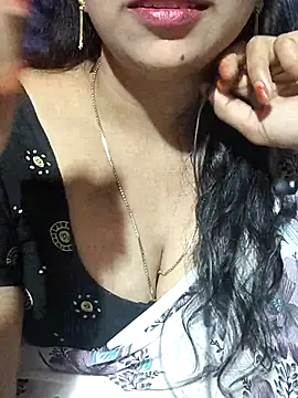 Snapshot of telugu-juliet chatting on 12/15/25, 04:55 telugu-juliet online show from 12/15/25, 04:55