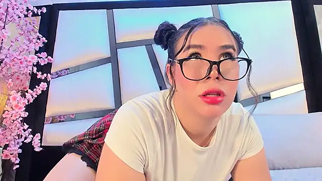 TessaCooper1 online show from 08/01/26, 09:03