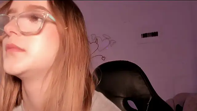 kristal joi dl online show from 09/24/25, 12:08