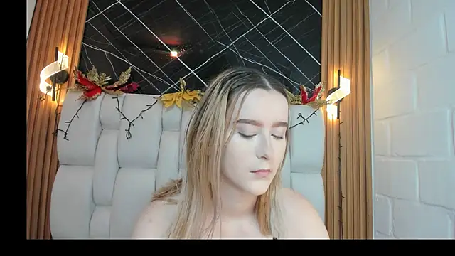 kristal joi dl online show from 12/14/25, 01:27