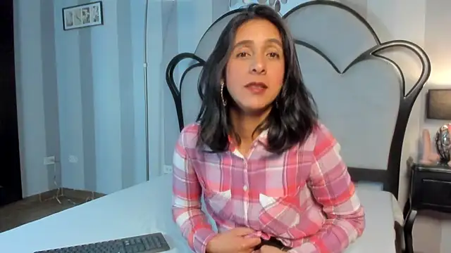 MiaAmore  online show from 02/19/26, 07:32