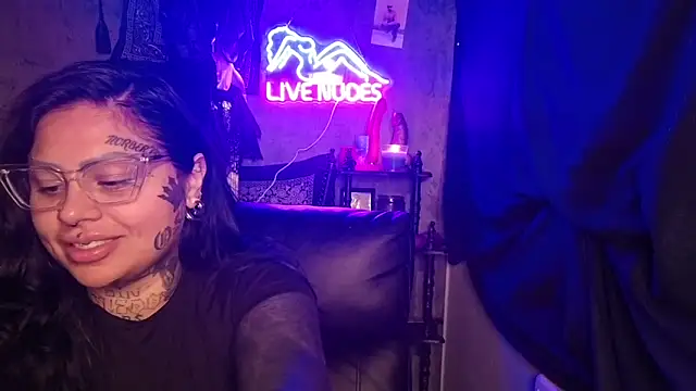 chicanachic13 online show from 02/13/26, 06:53