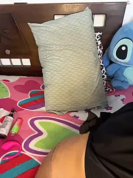 mily 09 online show from 02/27/26, 03:34