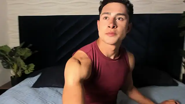 Snapshot of AustinJones_ chatting on 11/09/25, 06:39 AustinJones online show from 11/09/25, 06:39