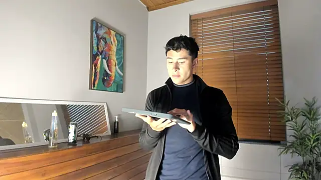 Snapshot of AustinJones_ chatting on 11/12/25, 07:13 AustinJones online show from 11/12/25, 07:13