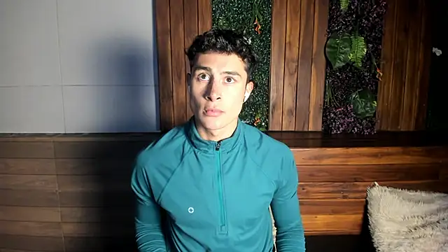 Snapshot of AustinJones_ chatting on 11/15/25, 06:26 AustinJones online show from 11/15/25, 06:26