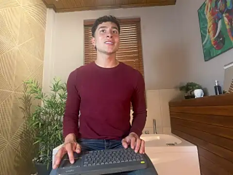 Snapshot of AustinJones_ chatting on 01/31/26, 08:29 AustinJones online show from 01/31/26, 08:29