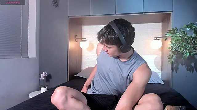 Snapshot of AustinJones_ chatting on 02/02/26, 07:12 AustinJones online show from 02/02/26, 07:12