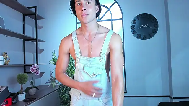 Snapshot of AustinJones_ chatting on 02/23/26, 07:44 AustinJones online show from 02/23/26, 07:44