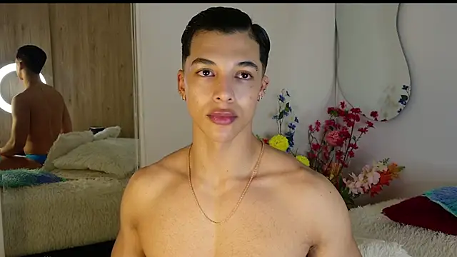 Troye Williams online show from 07/08/26, 09:58