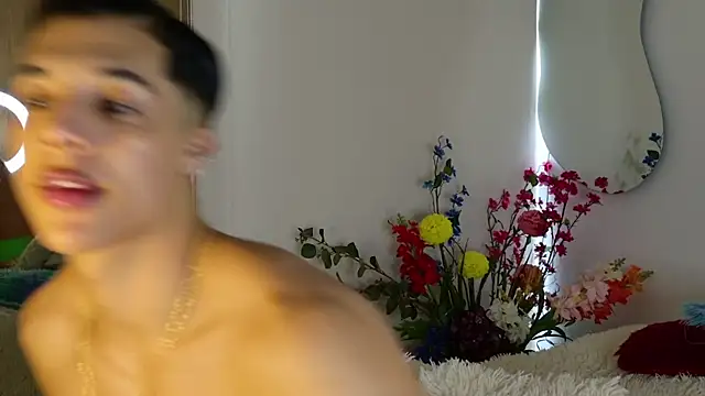 Troye Williams online show from 07/12/26, 04:31