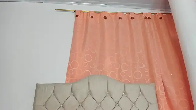 Snapshot of your_melany chatting on 09/08/25, 05:45 your melany online show from 09/08/25, 05:45