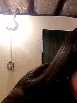 Snapshot of PAMELA_MILKK chatting on 09/11/25, 10:32 PAMELA MILKK online show from 09/11/25, 10:32