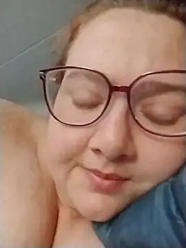 XEmoxkittyx online show from 03/17/26, 07:44