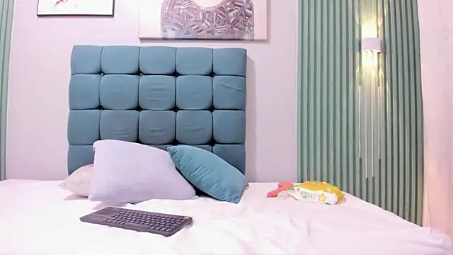 Snapshot of Dianita_bitch chatting on 11/12/25, 11:54 Dianita bitch online show from 11/12/25, 11:54