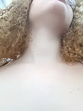 SirenRouge 69 online show from 01/06/26, 07:39