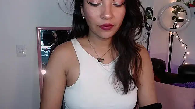 Dakota ro online show from 11/11/25, 08:20