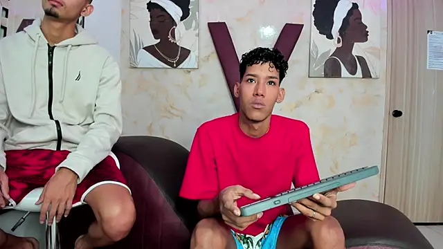 BEAUTY BOYS1 online show from 04/11/26, 01:26