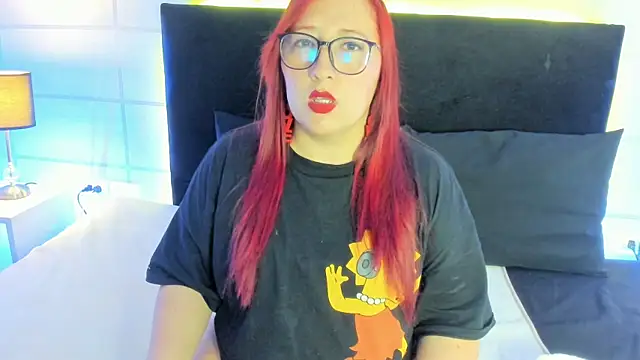 Snapshot of fieryluciana chatting on 10/15/25, 03:06 fieryluciana online show from 10/15/25, 03:06