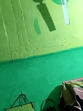 Rakhi j online show from 11/17/25, 11:32