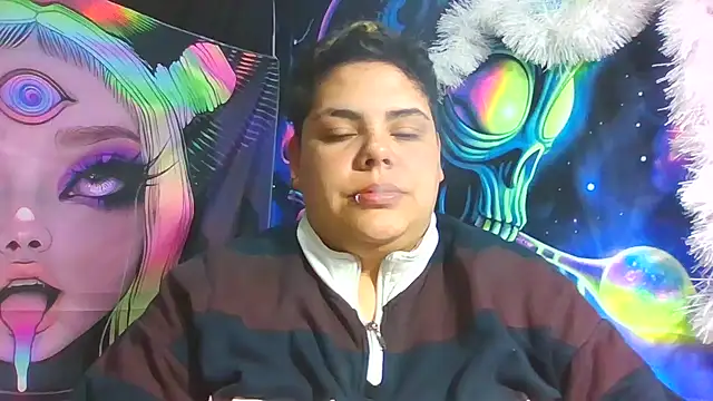 Hailey Curvy online show from 12/21/25, 01:35