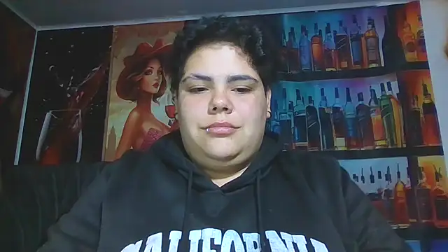 Snapshot of Hailey_Curvy chatting on 06/18/26, 09:14 Hailey Curvy online show from 06/18/26, 09:14