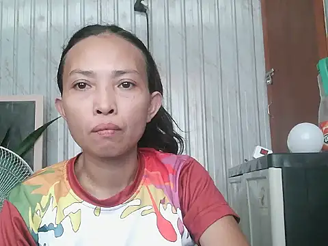 Snapshot of pinayhotii chatting on 10/08/25, 03:15 pinayhotii online show from 10/08/25, 03:15