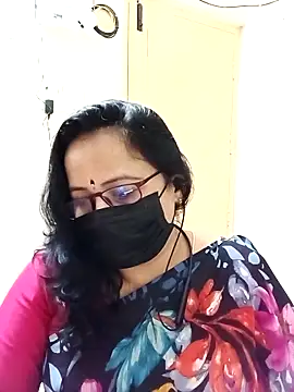 Snapshot of Ananya_flower chatting on 09/21/25, 05:53 Ananya flower online show from 09/21/25, 05:53