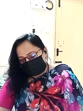 Snapshot of Ananya_flower chatting on 10/07/25, 06:32 Ananya flower online show from 10/07/25, 06:32