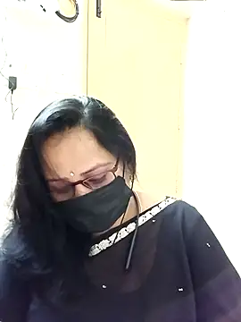 Snapshot of Ananya_flower chatting on 10/14/25, 03:35 Ananya flower online show from 10/14/25, 03:35