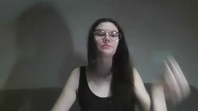 LaVostraDorothy online show from 12/18/25, 08:48