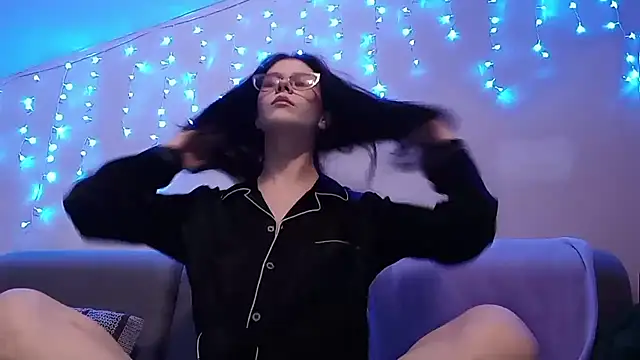 LaVostraDorothy online show from 03/26/26, 08:25