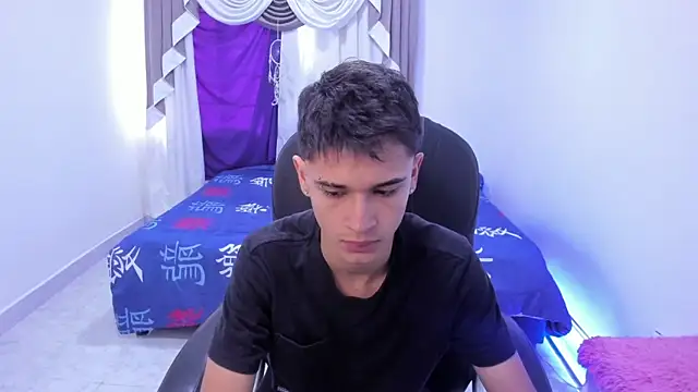 Aron Boyy online show from 10/23/25, 07:45