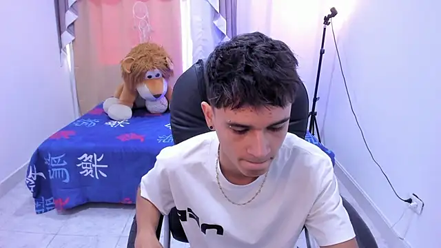 Aron Boyy online show from 04/09/26, 08:03