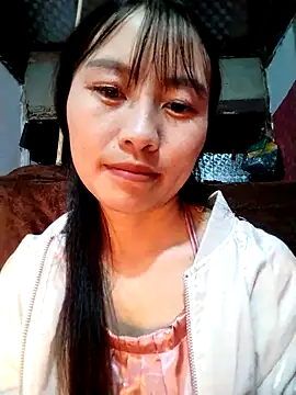   Sasulq   online show from 11/18/25, 01:48