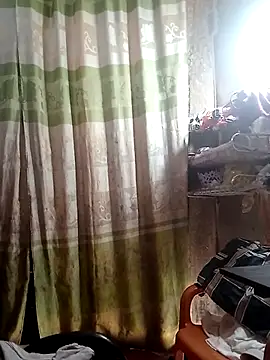 Surrilove online show from 04/09/26, 05:18